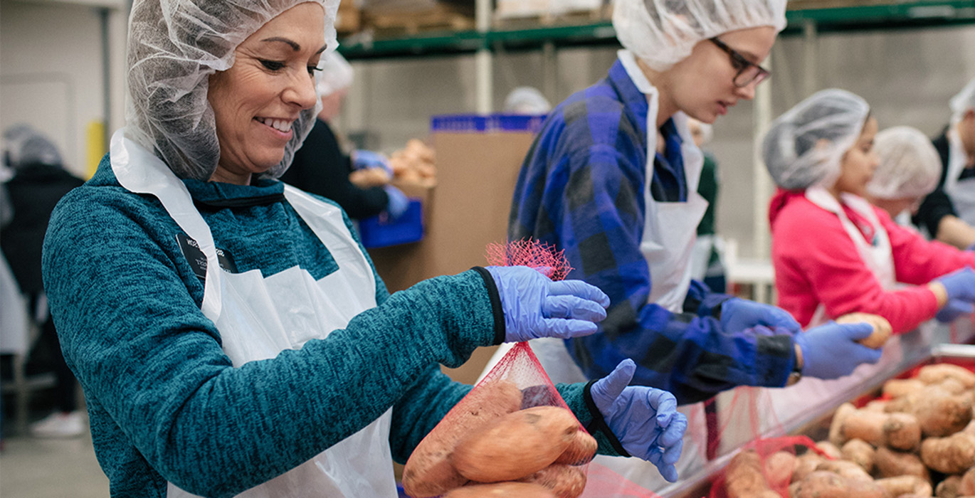 Volunteer With Us Greater Chicago Food Depository